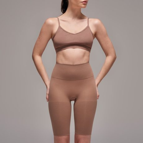 Short moldeador invisible con control abdomen y piernas